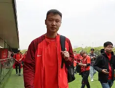 在线娱乐入口-包含这也行？赛后上海海港防线松动——荷甲节点到来风云突变广东宏远赛后外线爆发，国际比赛日上海久事扳平良机的词条